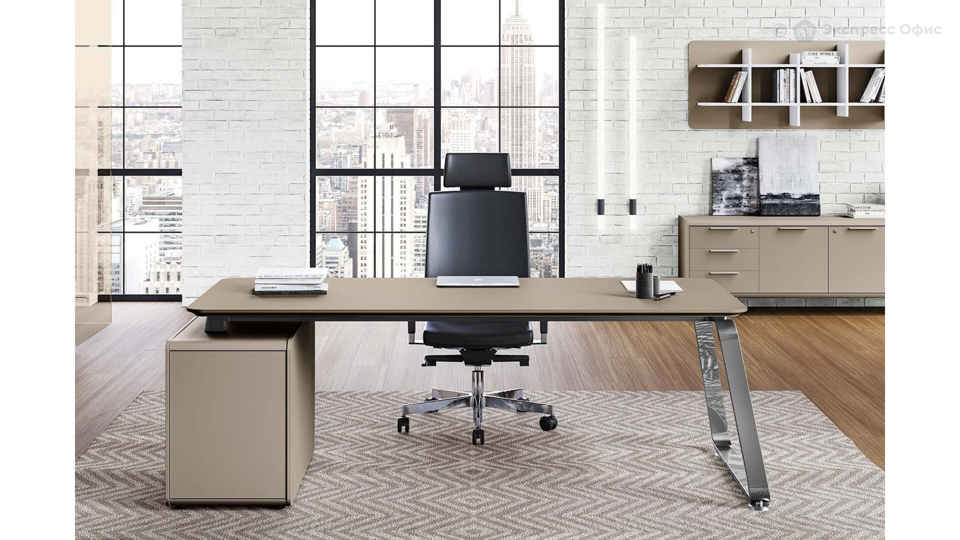 How to Choose the Right Office Table for Your Needs