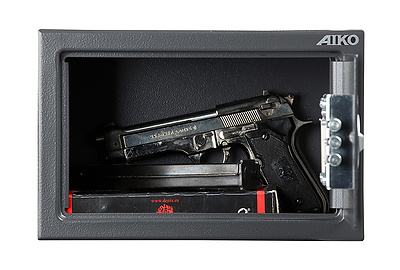 Оружейный сейф Aiko TT-200 EL - фото товара 2 из 3