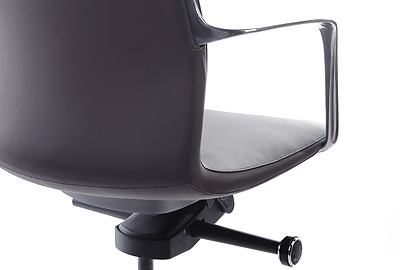 Кресло для руководителя RV Design Plasa - фото товара 7 из 8