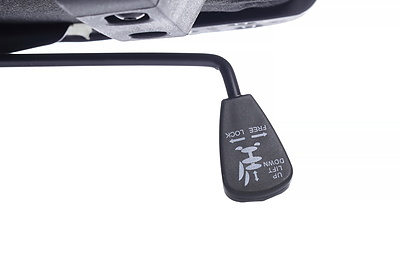 Кресло для руководителя IQ RV RCH 8989 - фото товара 10 из 13