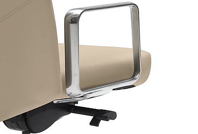 Кресло для руководителя RV Design Newman A2415 - фото товара 9 из 12