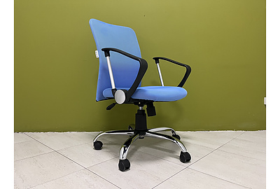 Кресло офисное Leo B chrome - фото товара 3 из 15