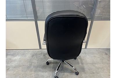 Кресло для руководителя Бюрократ T-898SL/BLACK - фото товара 7 из 22