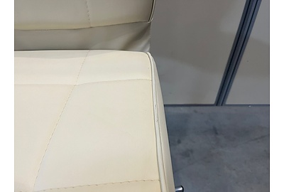 Кресло офисное Бюрократ CH-330M/BEIGE - фото товара 6 из 12